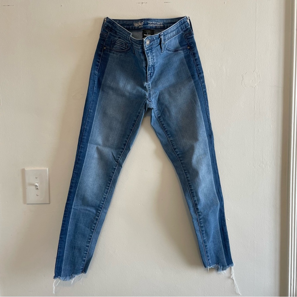 Light & Dark Blue Skinny Jeans | Mossimo | Women's
2/26S | Stripe Down Sides